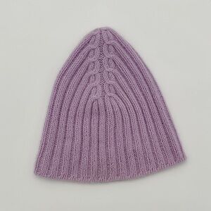 Luxurious Ribbed Knit Beanie in Lavender